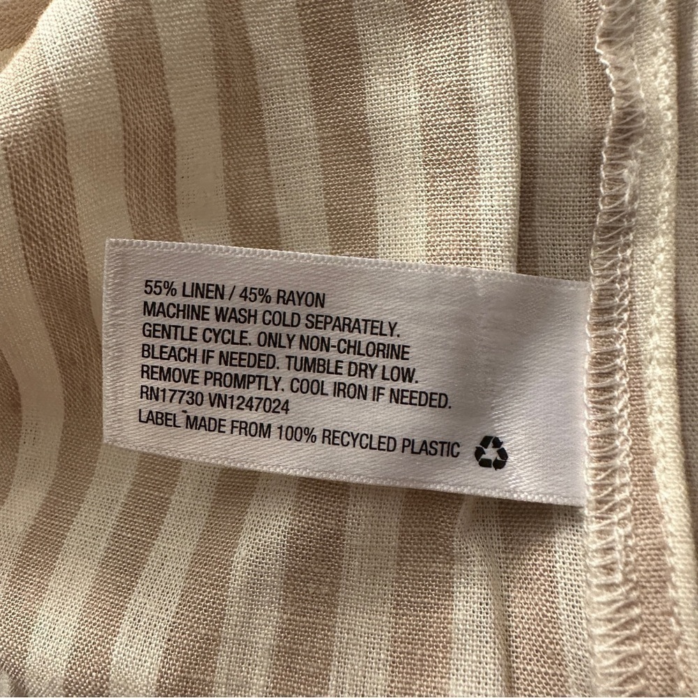 A New Day Medium cream & beige striped to with ruffle sleeves and square neck - Picture 9 of 9